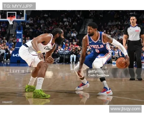 快船与76人2021年对决回顾：精彩瞬间与赛季影响分析